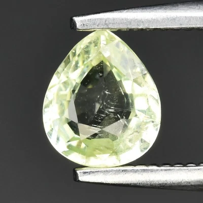 💎 0.52ct 5.5x4.7mm Pear Natural Light Green Grossular Garnet - Africa Gemstone - Image 1 of 4