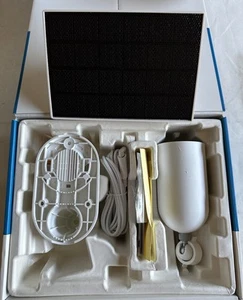 TP-Link TAPO Solar-Powered Security Camera Kit 2K QHD C425 - Picture 1 of 4