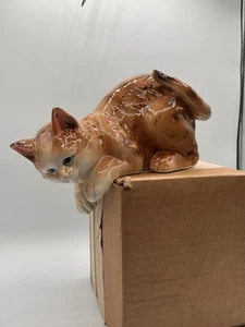 "Estatuilla de cerámica vintage Beswick Cat treping down de 9"" estante cuidador" - Imagen 1 de 19