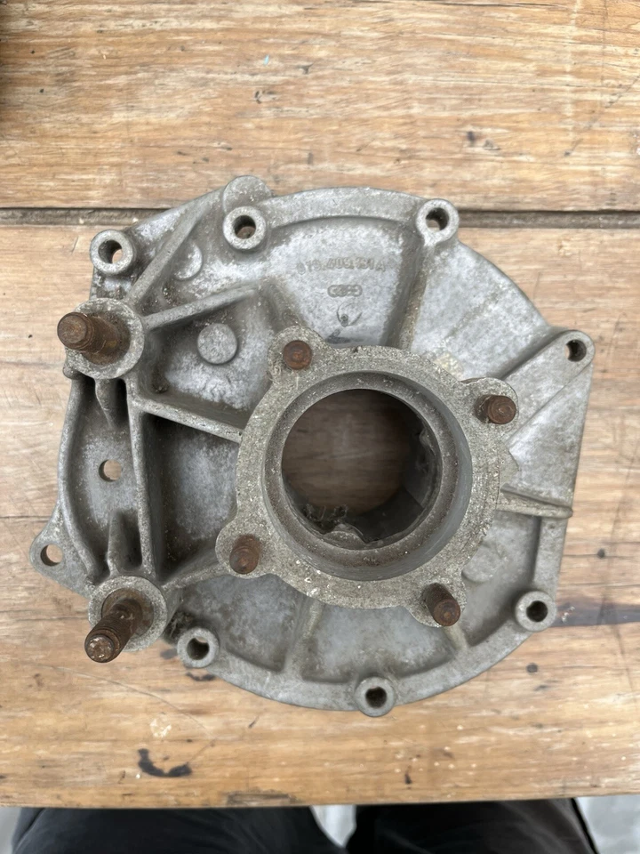 AUTO-UNION AUDI 100 LS 100 COUPE 1972 1973 1974 Drive Housing 019409131A N.O.S - Image 1 of 4