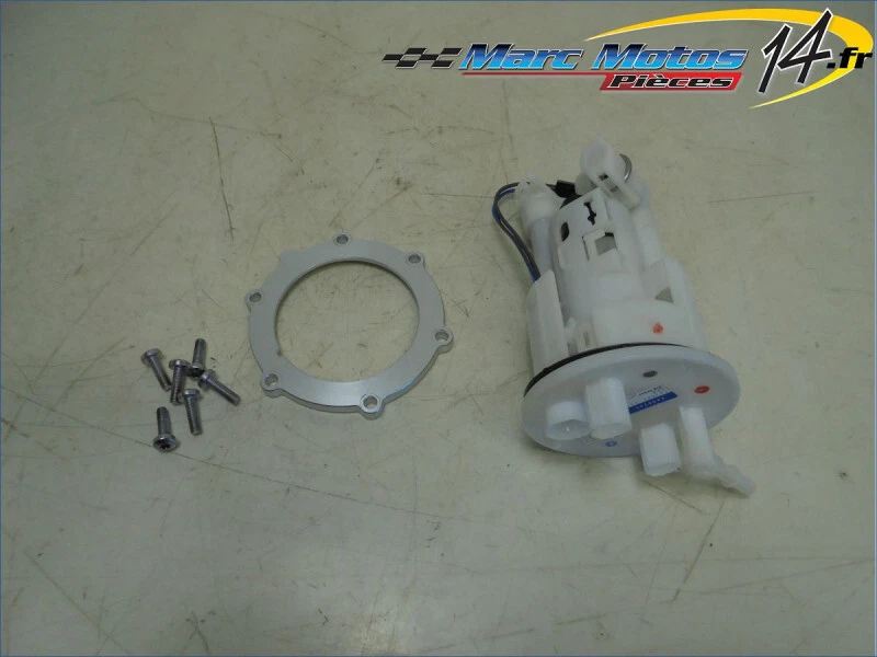 POMPE A ESSENCE TRIUMPH 765 STREET TRIPLE R 2019 - Photo 1/1