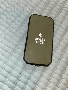Swiss Tech Antreiben 10K Portable Power Bank w/ Dual USB 31632 PRE-OWNED - Picture 1 of 11