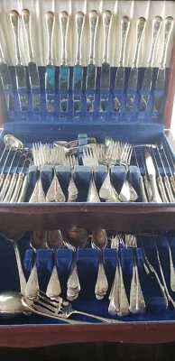 Birks Regency Plate  Queen Mary Pattern Flatware for 12 w/ Chest Foto 1 de 4