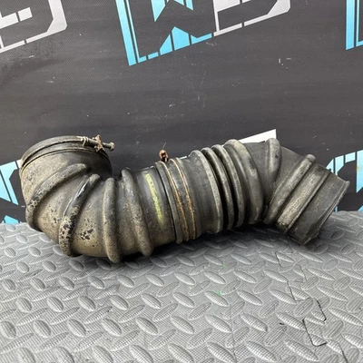 OEM 2015-2023 ISUZU NPR HD 5,2 L ADMISIÓN DE AIRE MANGUERA DE CONEXIÓN CONDUCTO DE AIRE Foto 1 de 4