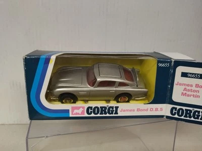 ASTON MARTIN DB5 JAMES BOND 007 CORGI 96655 VINTAGE - Immagine 1 di 4