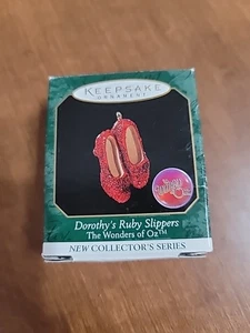 Hallmark Andenken Ornament Mini "Dorothys Rubin Hausschuhe" Der Zauberer von Oz rot - Bild 1 von 8