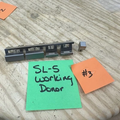 Tocadiscos Technics SL-5 parte completa salida: botones parada de reproducción potencia Foto 1 de 4