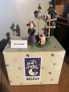 The Little Street Collection “ For The Birds” EW 1918 Figurine  - Picture 1 of 6