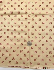 CHRISTMAS PAST #7783 - Maywood Studio - Red Sprays on Tan Background 2 yds - Picture 1 of 1