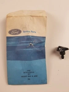 OEM Ford D67Z-17603-A W/W Nozzle aka Jet - Picture 1 of 4