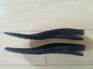 1 Paar schwarze Schuhheber Höhenerhöhung Fersenheber Einlegesohlen höher gepolstert Größe 8 - Bild 1 von 5
