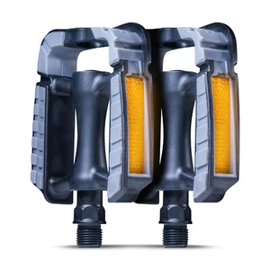 Wellgo Platform Plastic Pedals - Picture 1 of 3