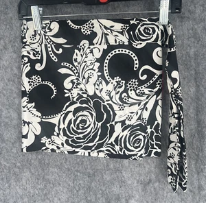 Blauer lässiger Pareo-Rock Damen Blumenmuster schwarz weiß Einheitsgröße - Bild 1 von 10