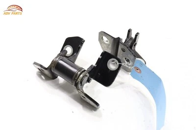 2012 - 2023 CHRYSLER 300 REAR RIGHT SIDE DOOR HINGE LOWER & UPPER OEM -SET- - Image 1 of 4