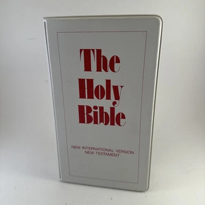 The Holy Bible NIV New Testament Cassette Tapes -12 Tapes - Image 1 of 4