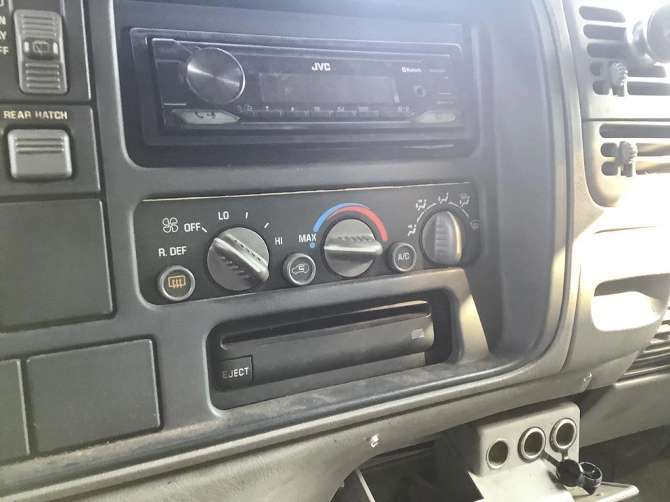 Heater Climate Temperature Control Without AC Fits 95 CHEVROLET 1500 PICKUP 5142 - Image 1 of 1