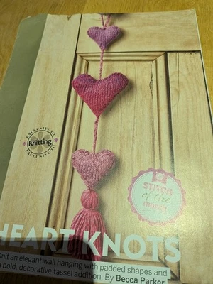 Heart Wall Hanger Knitting Pattern. - Image 1 of 2
