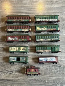 11 Hawthorne Village Thomas Kinkade Christmas Express Train Cars On30 Bachmann - Picture 1 of 15