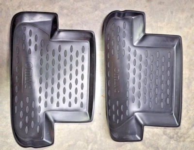 Alfombrillas traseras OMAC PARA AUDI A5 S5 RS5 2008-2016 TPE NEGRO TODO TIPO DE CLIMA - NUEVAS Foto 1 de 3