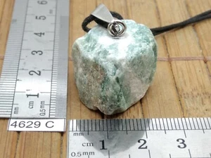 Pendentif FUCHSITE brute + cordon reglable - mineraux reiki collier pierre brut - Picture 1 of 5