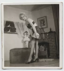 Vintage '50s Photo Jackie Hilton - Heels Blond Stockings Suspenders 1058 - Picture 1 of 2