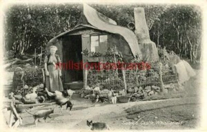 REAL PHOTOGRAPHIC POSTCARD OF SUSIE'S CASTLE, WHISTLEFIELD, DUNBARTONSHIRE - Picture 1 of 2