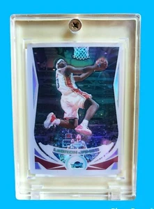 2004-05 Topps cromo refractor #23 LeBron James Cleveland Cavaliers con protector - Imagen 1 de 12