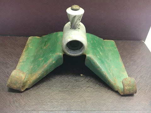 Vintage Cast Metal Spinning Lawn Sprinkler antique Green Cover