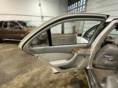Used Rear Left Door Assembly Rear Side fits: 2003 Mercedes-benz Mercedes s-class Foto 1 de 4