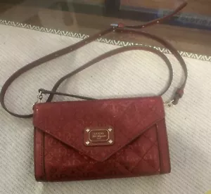 Y2K Vintage Guess Juliet Wallet Crossbody Bag Adjustable Straps Convertible Red - Picture 1 of 4