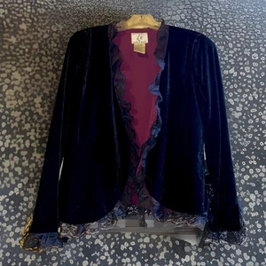 Schicke Samtjacke Größe 8 dunkle Spitze Halloween Vampir Goth viktorianisch - Bild 1 von 5