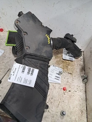 Filtro de aire/carcasa de filtro de aire 2016 Q5 Audi Sku#4234446 Foto 1 de 4