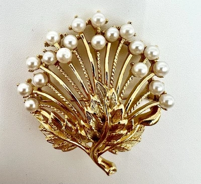 Vintage Lisner Brooch Gold Tone Leaves Faux Pearl - Image 1 of 4