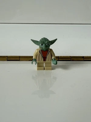LEGO Star Wars sw0685	 Yoda - Clone Wars, White Hair Watch Set, SW Yoda (2015) - Image 1 of 4