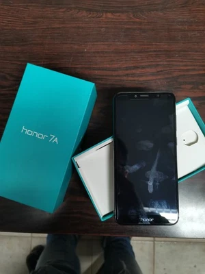 Honor 7A 2GB + 16GB ROM (leggere Descrizione)  - Immagine 1 di 3