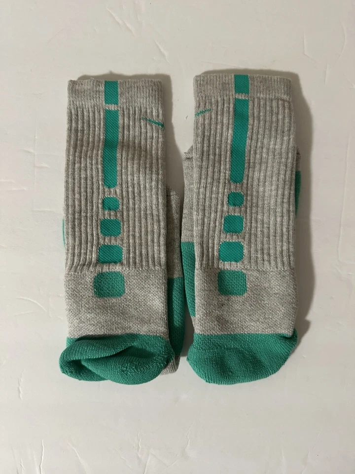 Nike Elite Basketball Cushioned Crew Socks LARGE  (8-12)  - Image 1 of 1