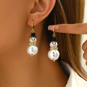 1Pair Fashionable Christmas Earrings Cute Snowman Drop/Dangle Design Ear Studs - Picture 1 of 3