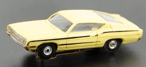 Coche Ranura Vintage Aurora Jet Años 60 Ford Torino Amarillo con Rayas Negras Escala HO - Imagen 1 de 5