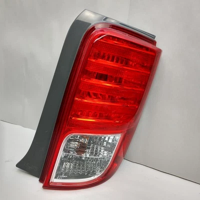 Luz trasera lateral del pasajero derecho Scion XB 2011-2015 FABRICANTE DE EQUIPOS ORIGINALES Foto 1 de 4