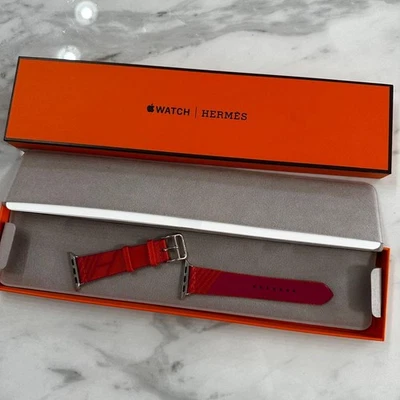 Correa para Apple Watch Hermes Serie 6 40 mm Cuero Rosa Usada Foto 1 de 4