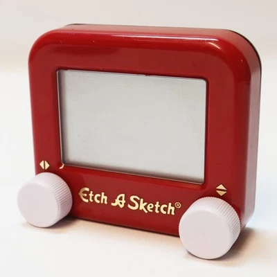 Spin Master Etch-A-Sketch Мини Карманная Версия Отличное состояние товара  - Изображение 1 из 4