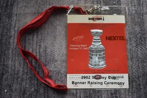 Boleto de ceremonia de levantamiento de pancartas Detroit Red Wings 2002 de colección con cordón - Imagen 1 de 20