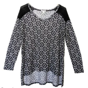 Bethany Mota Black & White Geometric Print Sweater With Mesh Inserts- Size L - Picture 1 of 7