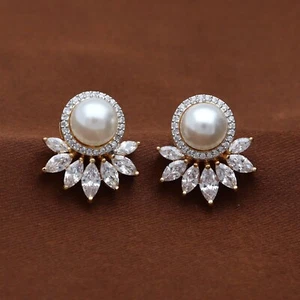 Aretes florales de perlas y marquesa con circonitas cúbicas para mujer - Imagen 1 de 4