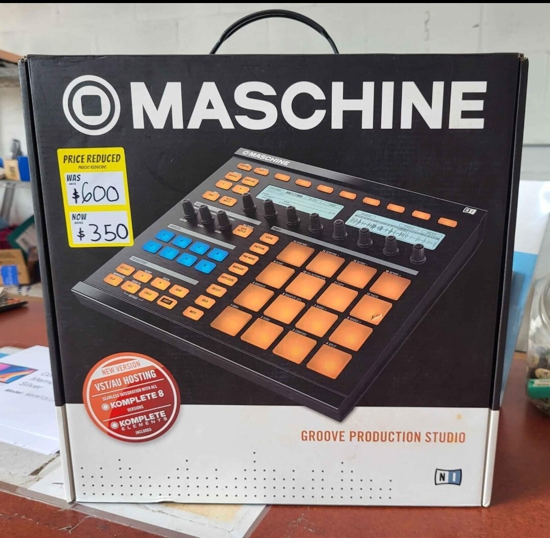 DJ機材 MASCHINE Groove Production Studio Native Instruments MASCHINE STUDIO Groove Production System