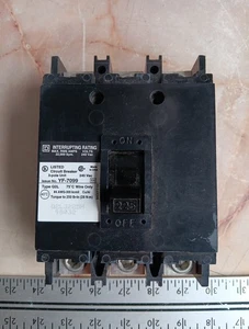 SQUARE D YF-7099 225A DISYUNTOR 3 POLOS 240VAC TIPO Q2L Q2L3225H - Imagen 1 de 7