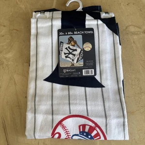 NY Yankees Beach Towel - Picture 1 of 2