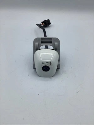 2018-2020 KIA RIO TAILGATE REAR VIEW CAMERA OEM 95760H9100 - Image 1 of 4