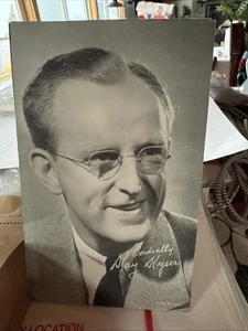 1940-60s Movie Stars Made In USA Kay Kyser Arcade Card - Picture 1 of 1