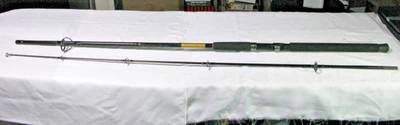 Daiwa D Wave 8'0" Spinning Rod DWG 802MRS, 2Pc, 15-25lb, Med Pwr, 3/4-3oz - VGUC - Image 1 of 4